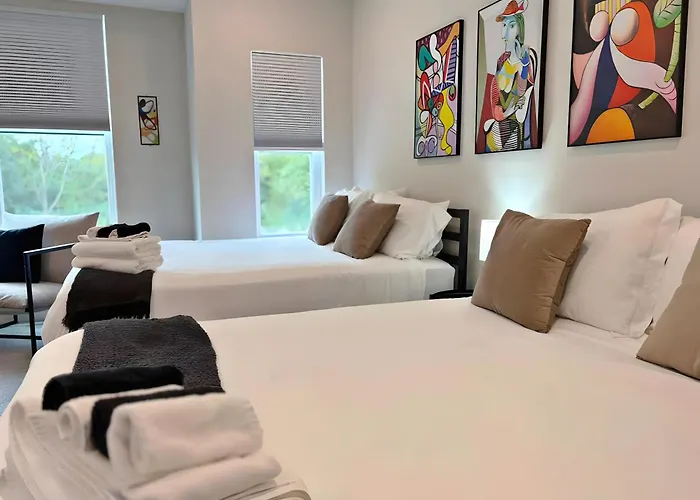 4br Townhouse With View & Parking - Sleeps 10 - Wv Rep 3