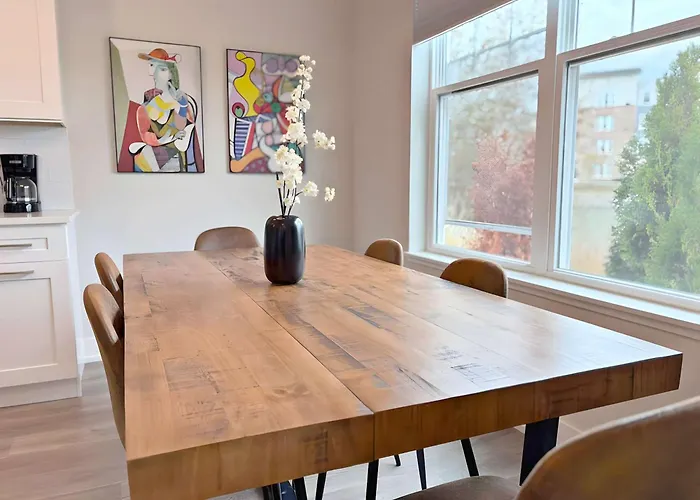4br Townhouse With View & Parking - Sleeps 10 - Wv Rep 3 Апартаменты Warrenville
