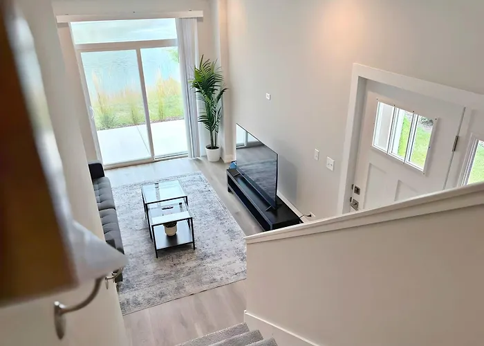 4br Townhouse With View & Parking - Sleeps 10 - Wv Rep 3